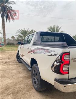 تويوتا هايلوكس